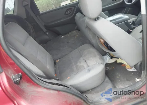 2005 Ford Escape Xlt from USA, damaged, VIN 1FMYU93155KB19623